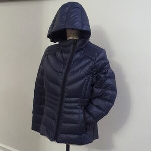 BERNARDO Lightweight Packable Down Puffer Jacket ~ EUC
